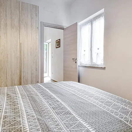 Appartement Awesome In With Wifi *